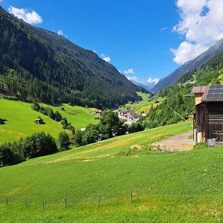 Marmot Aparthotel 4*