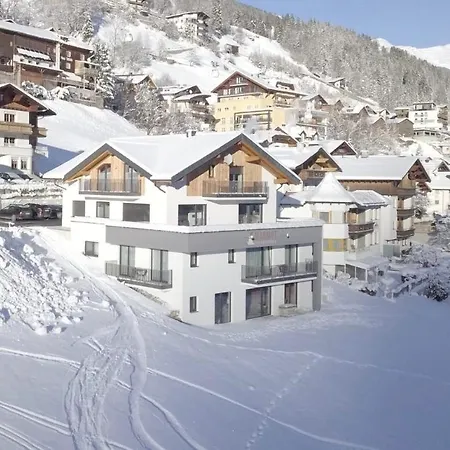 Marmot Aparthotel